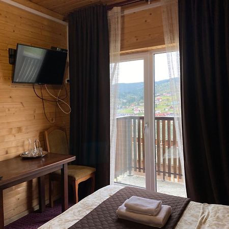 Forrest Hotel Bukovel Ngoại thất bức ảnh