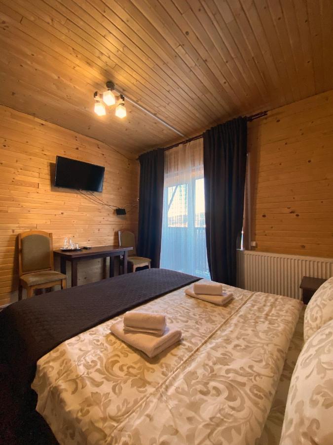 Forrest Hotel Bukovel Ngoại thất bức ảnh