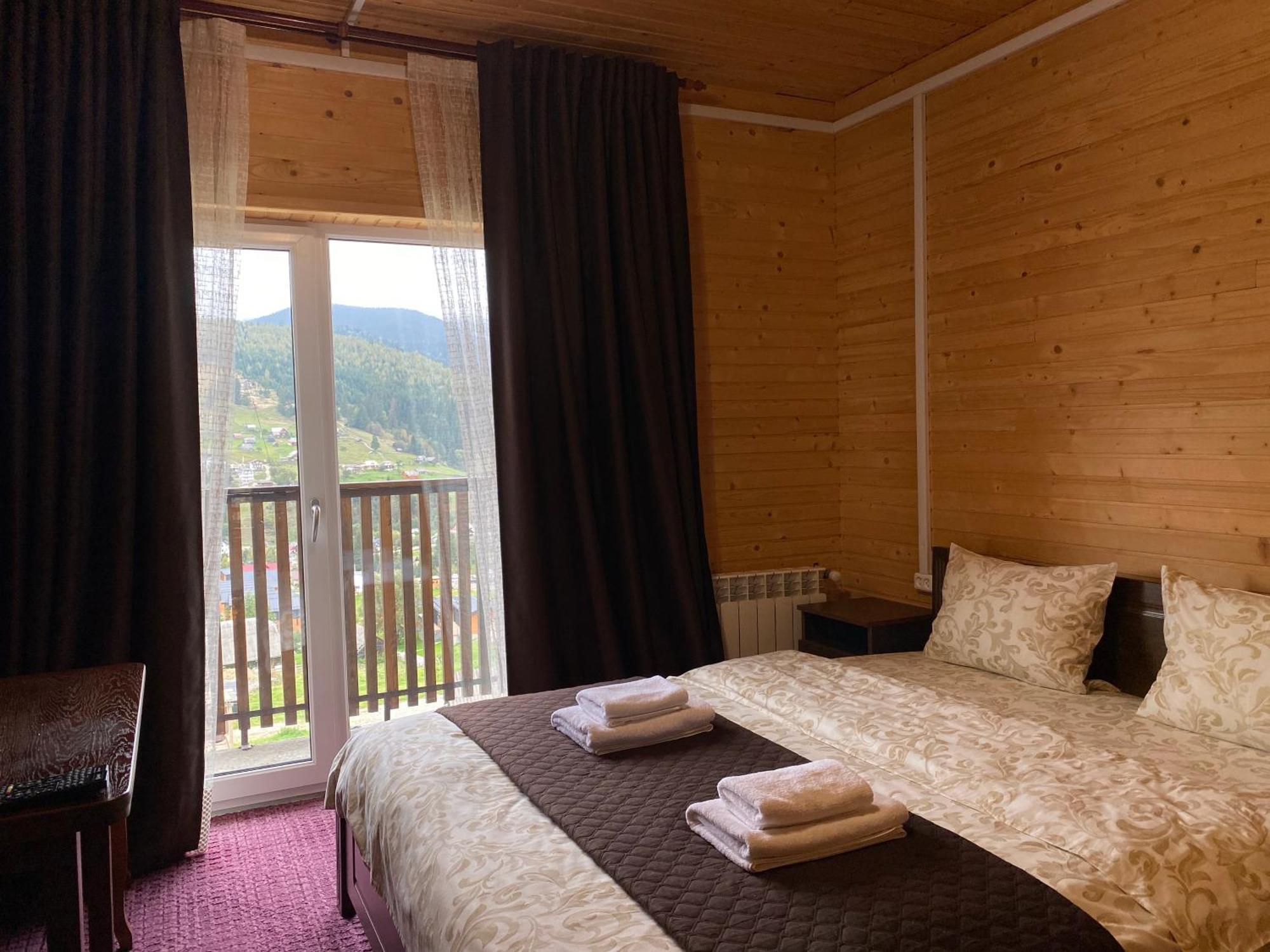 Forrest Hotel Bukovel Ngoại thất bức ảnh